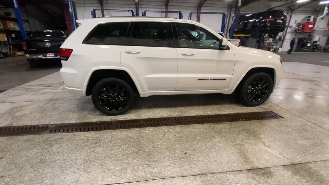 2021 Jeep Grand Cherokee for sale at Victoria Auto Sales in Victoria, MN