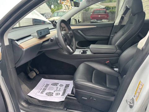 2023 Tesla Model Y Long Range