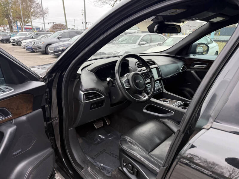 2017 Jaguar F-PACE S