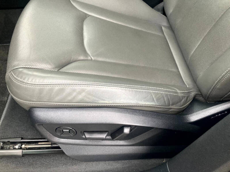 2019 Audi Q8 quattro Prestige 55 TFSI