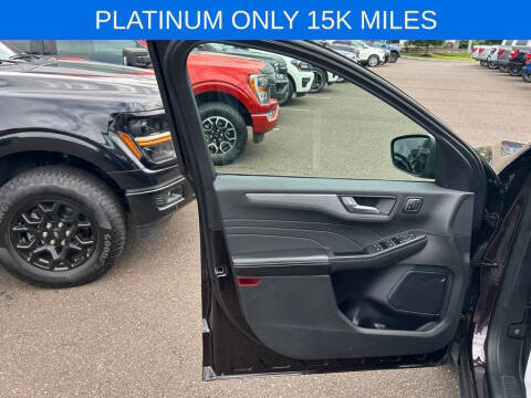 2023 Ford Escape Platinum