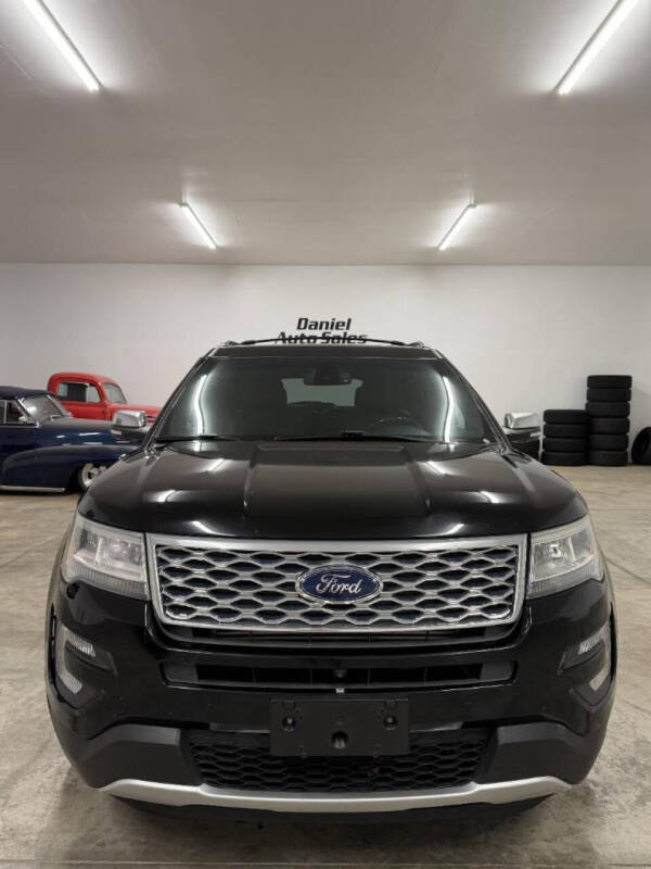 2017 Ford Explorer Platinum