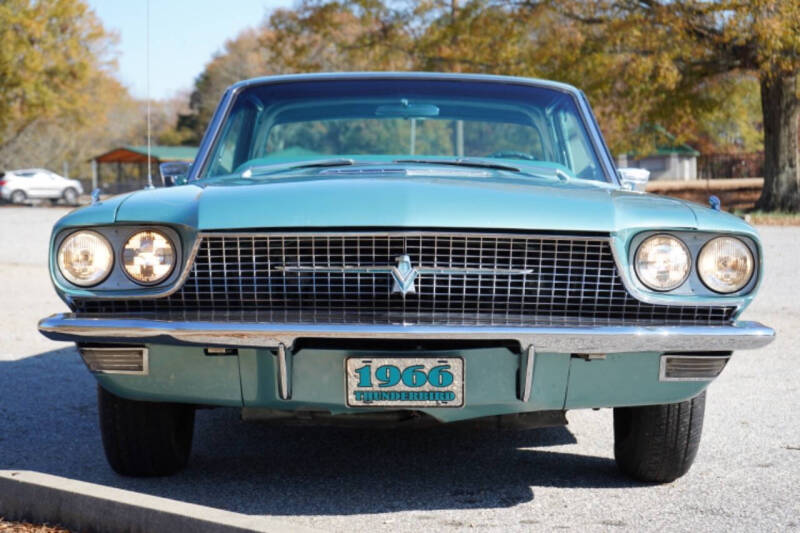 1964 Ford Thunderbird