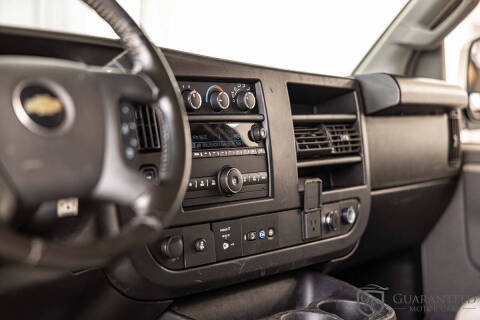 2022 Chevrolet Express 2500