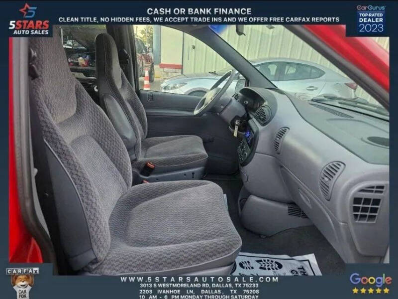 1999 Plymouth Voyager