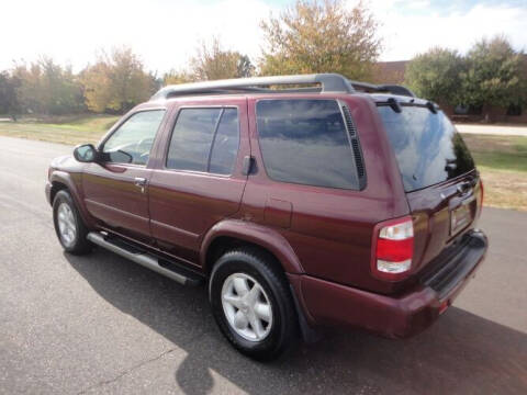 2002 Nissan Pathfinder SE
