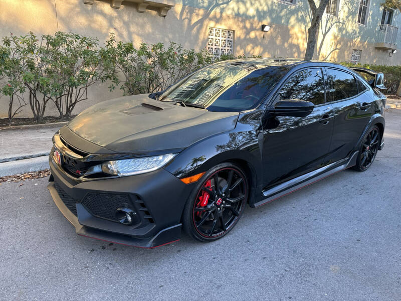 2018 Honda Civic for sale at CarMart of Broward in Lauderdale Lakes FL