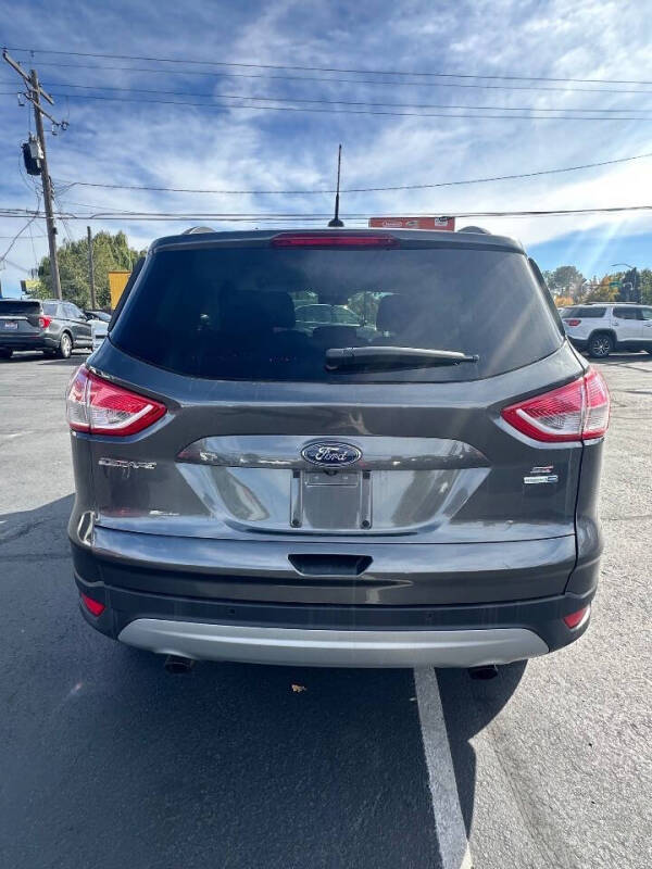 2016 Ford Escape SE