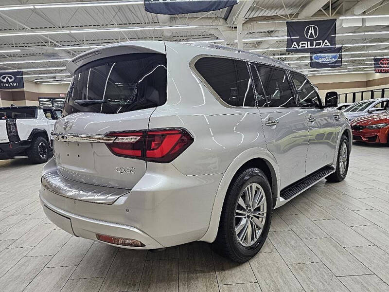 2021 Infiniti QX80 Luxe