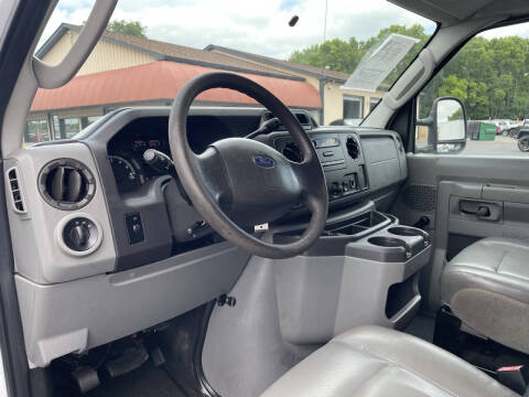 2011 Ford E-Series E-150