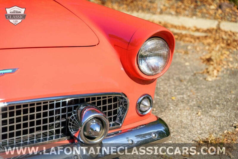 1956 Ford Thunderbird