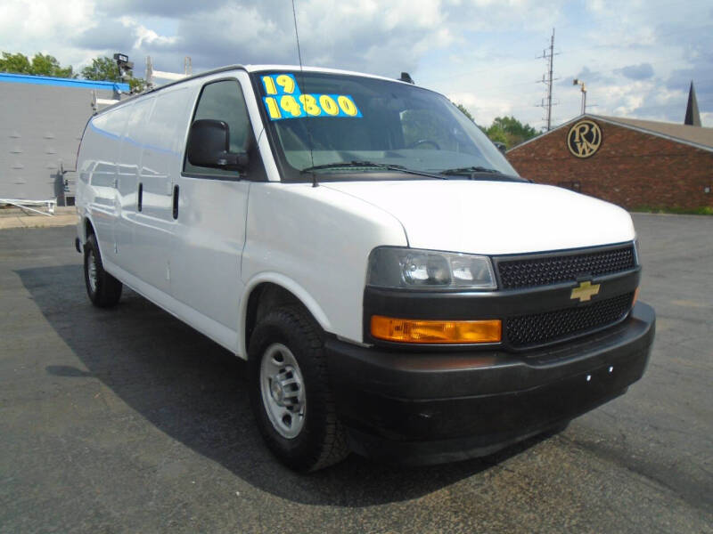 2019 Chevrolet Express 2500