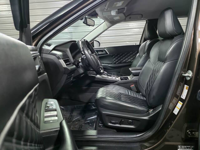 2022 Mitsubishi Outlander SEL