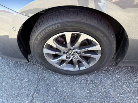 2021 Toyota Prius XLE