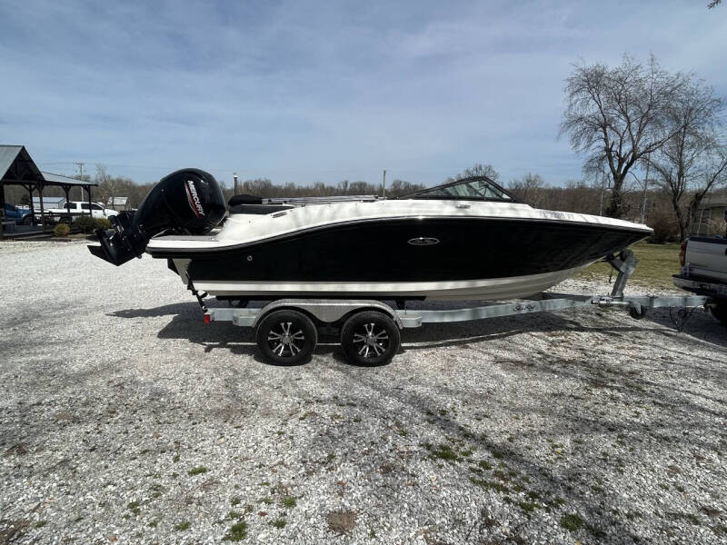 2023 Sea Ray SPX 190