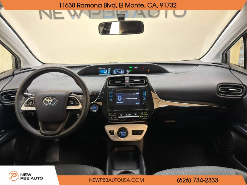 2016 Toyota Prius Two