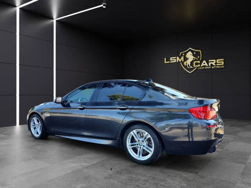2015 BMW 5 Series 528i