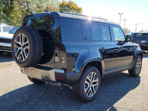 2026 Land Rover Defender 110 P300 S