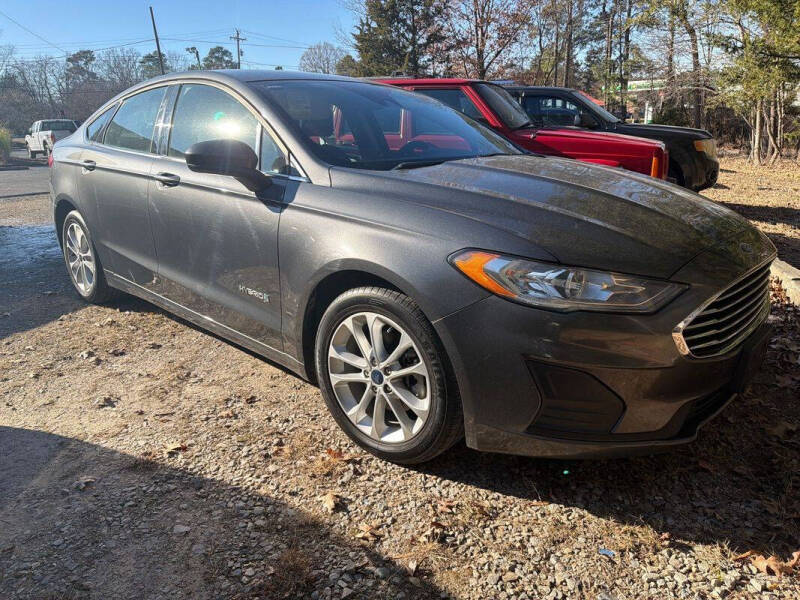 2019 Ford Fusion Hybrid SE