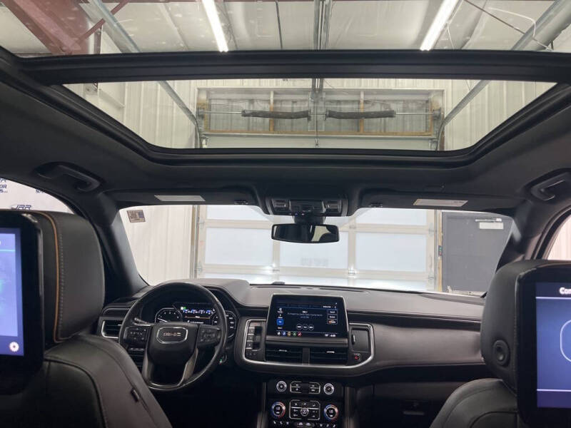 2021 GMC Yukon XL AT4