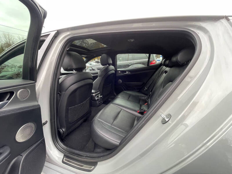 2019 Kia Stinger GT1