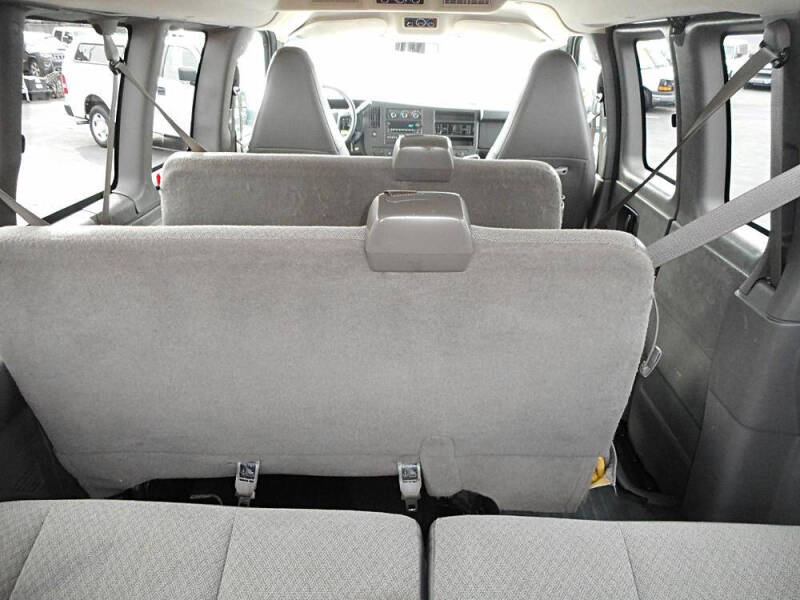 2017 Chevrolet Express LS 2500