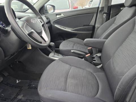 2017 Hyundai Accent SE