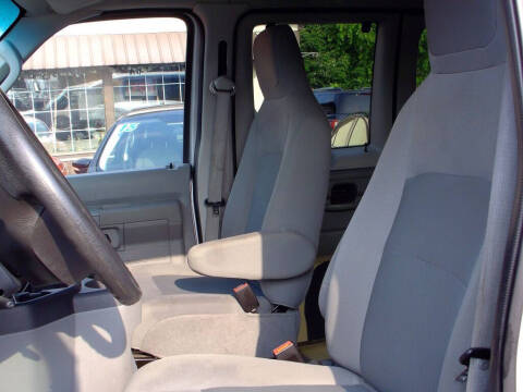 2013 Ford E-Series