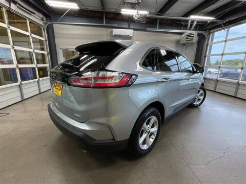 2020 Ford Edge SE