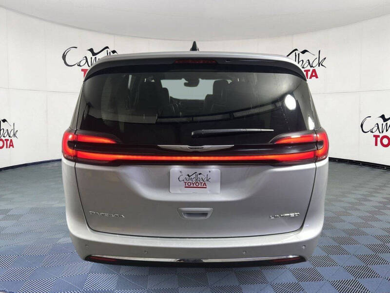 2024 Chrysler Pacifica Limited