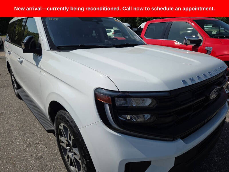 2025 Ford Expedition Active