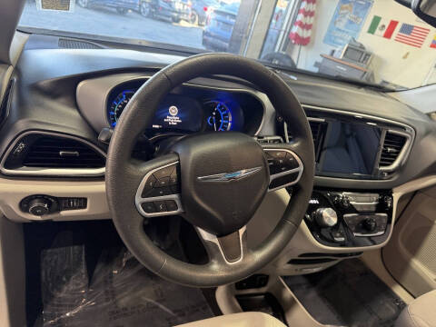 2018 Chrysler Pacifica Hybrid Touring Plus