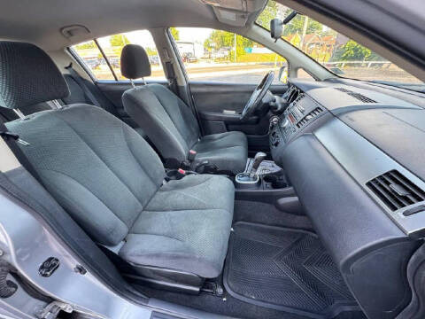 2012 Nissan Versa 1.8 SL