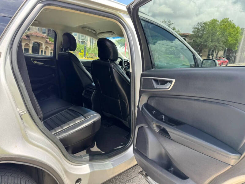 2019 Ford Edge SEL