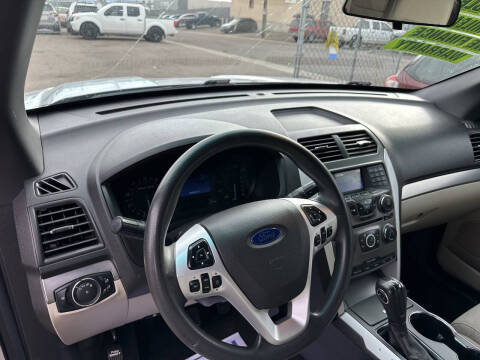 2015 Ford Explorer