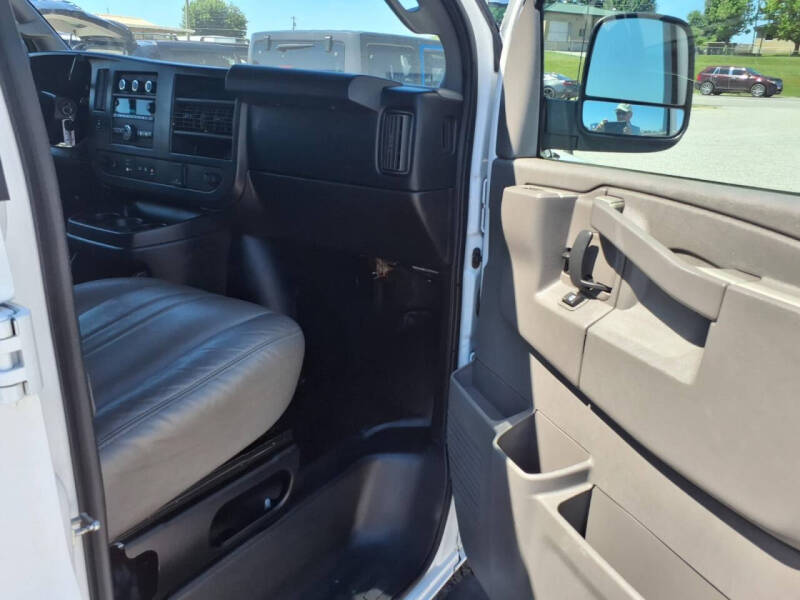 2016 Chevrolet Express LS 3500