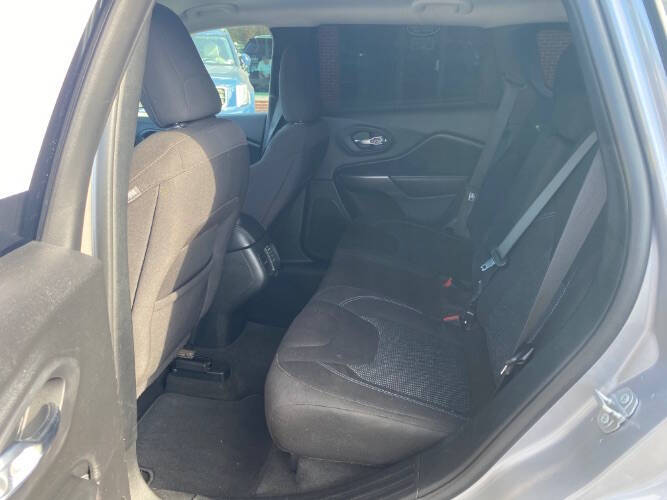 2020 Jeep Cherokee Latitude