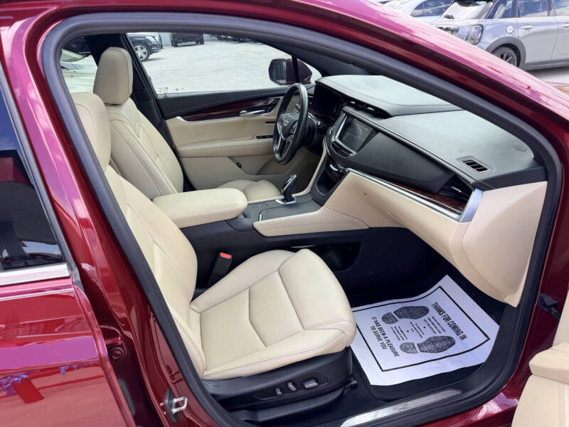 2018 Cadillac XT5 Luxury