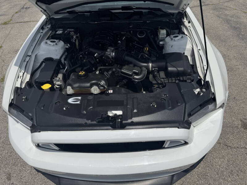 2014 Ford Mustang V6