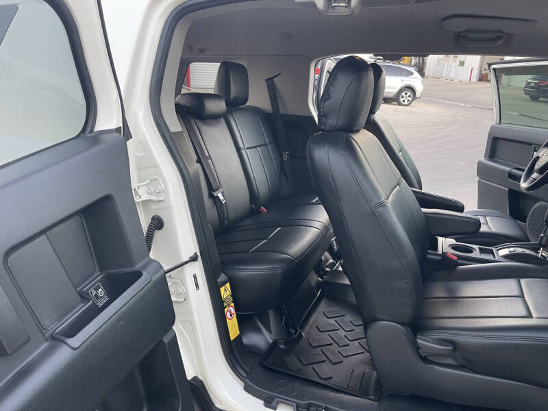 2012 Toyota FJ Cruiser