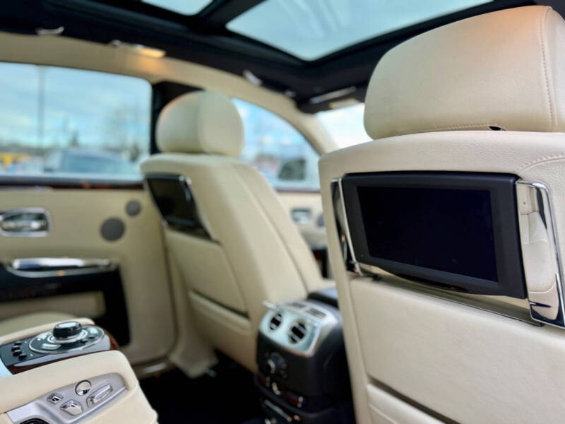 2012 Rolls-Royce Ghost