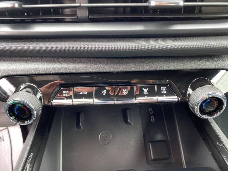 2025 Chevrolet Silverado EV LT