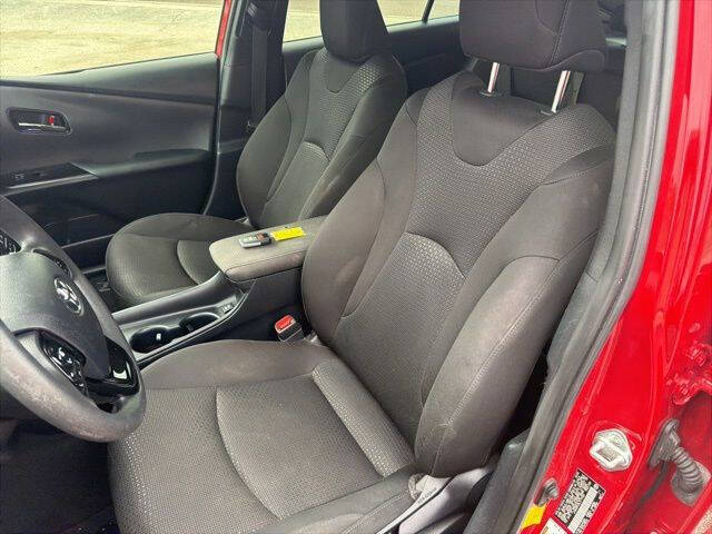2020 Toyota Prius LE