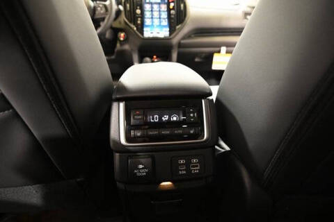 2025 Subaru Ascent Onyx Edition Touring