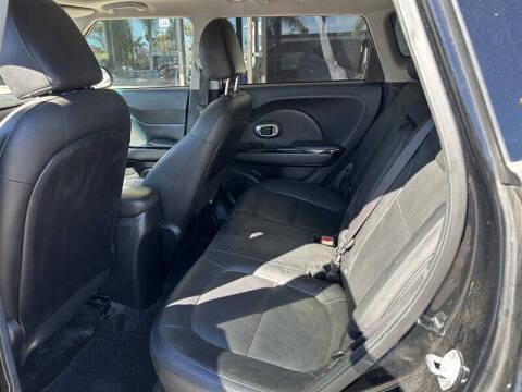 2016 Kia Soul !