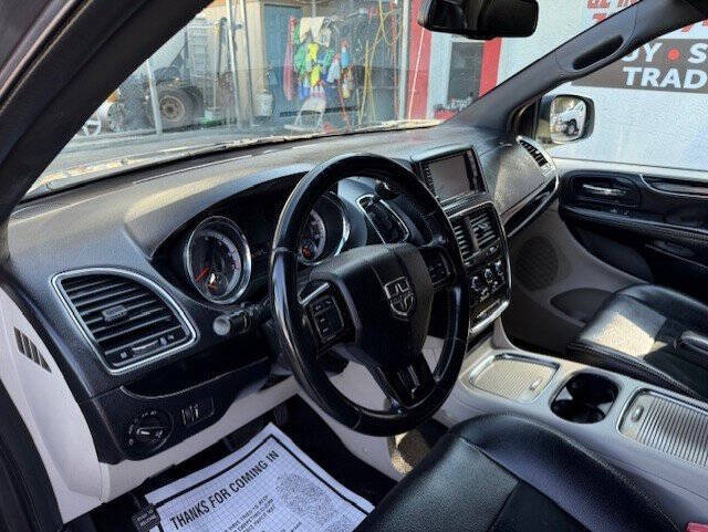 2017 Dodge Grand Caravan SXT