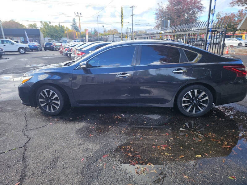 2018 Nissan Altima 2.5 SV