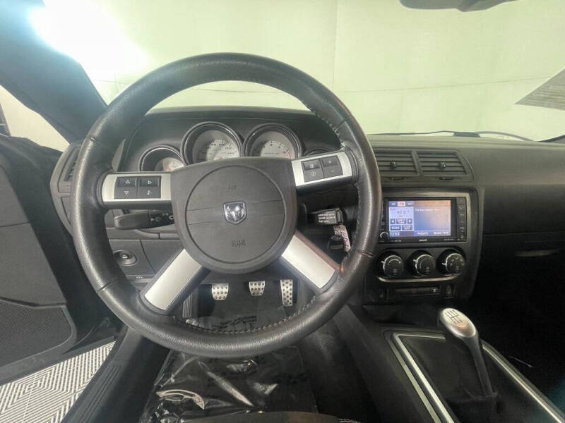 2009 Dodge Challenger SRT8