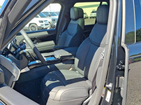 2025 Land Rover Range Rover P530 SE