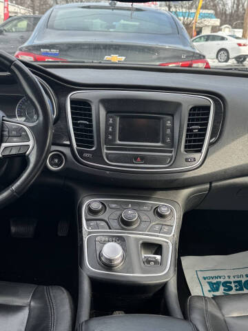 2015 Chrysler 200 C